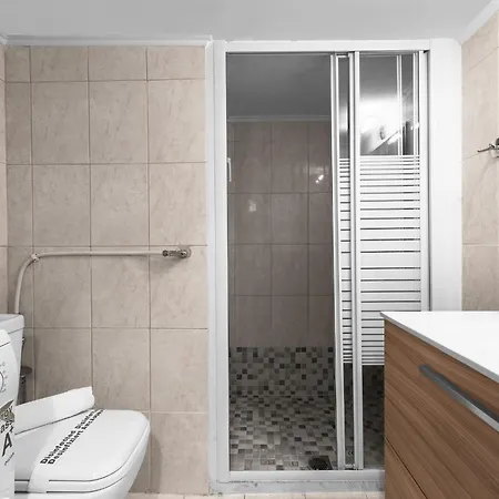 93, Nilie Hospitality Mgmt Apartament